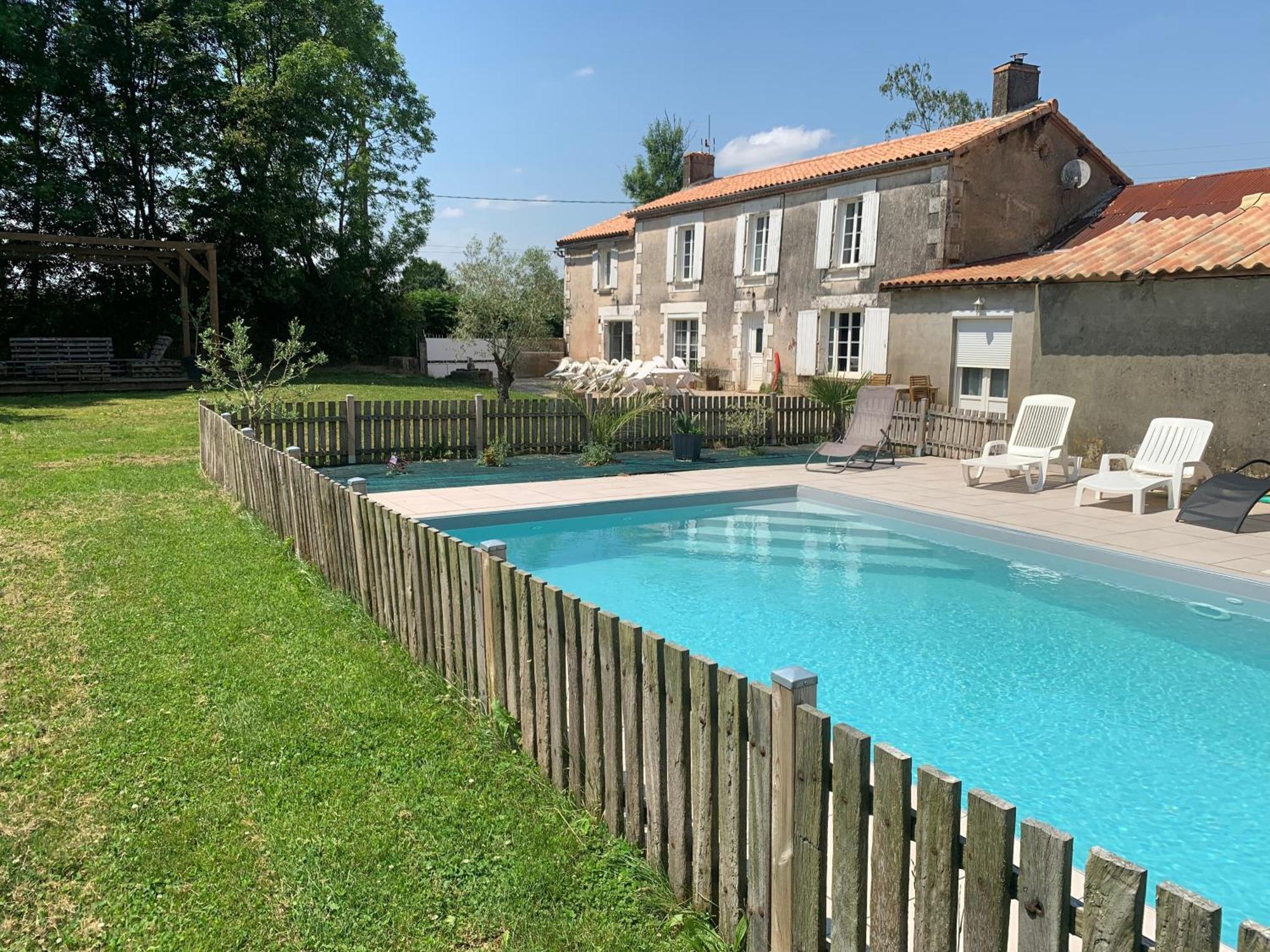 Une Chambre Au Calme En Gatine Deux-Sevrienne Vouhe  Exteriör bild