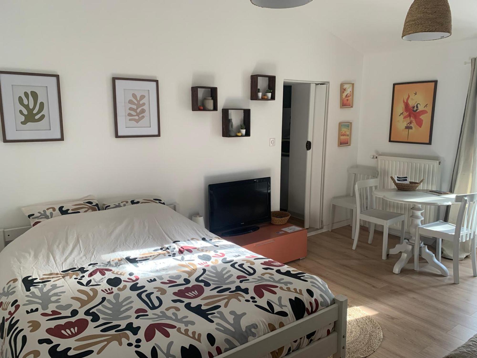 Une Chambre Au Calme En Gatine Deux-Sevrienne Vouhe  Exteriör bild