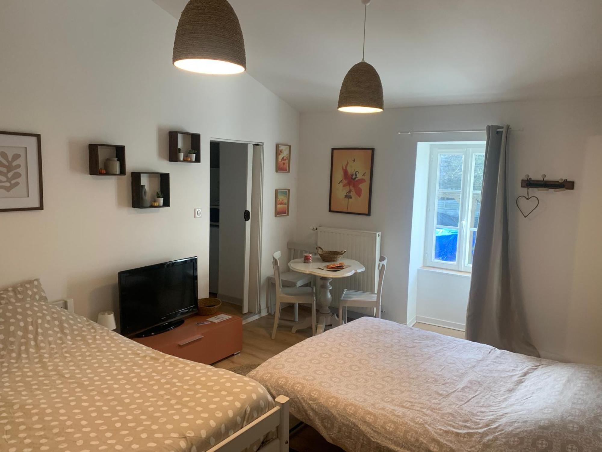 Une Chambre Au Calme En Gatine Deux-Sevrienne Vouhe  Exteriör bild